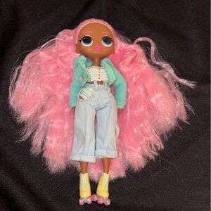 L.O.L. Surprise! Pink and Mint Fashion Doll